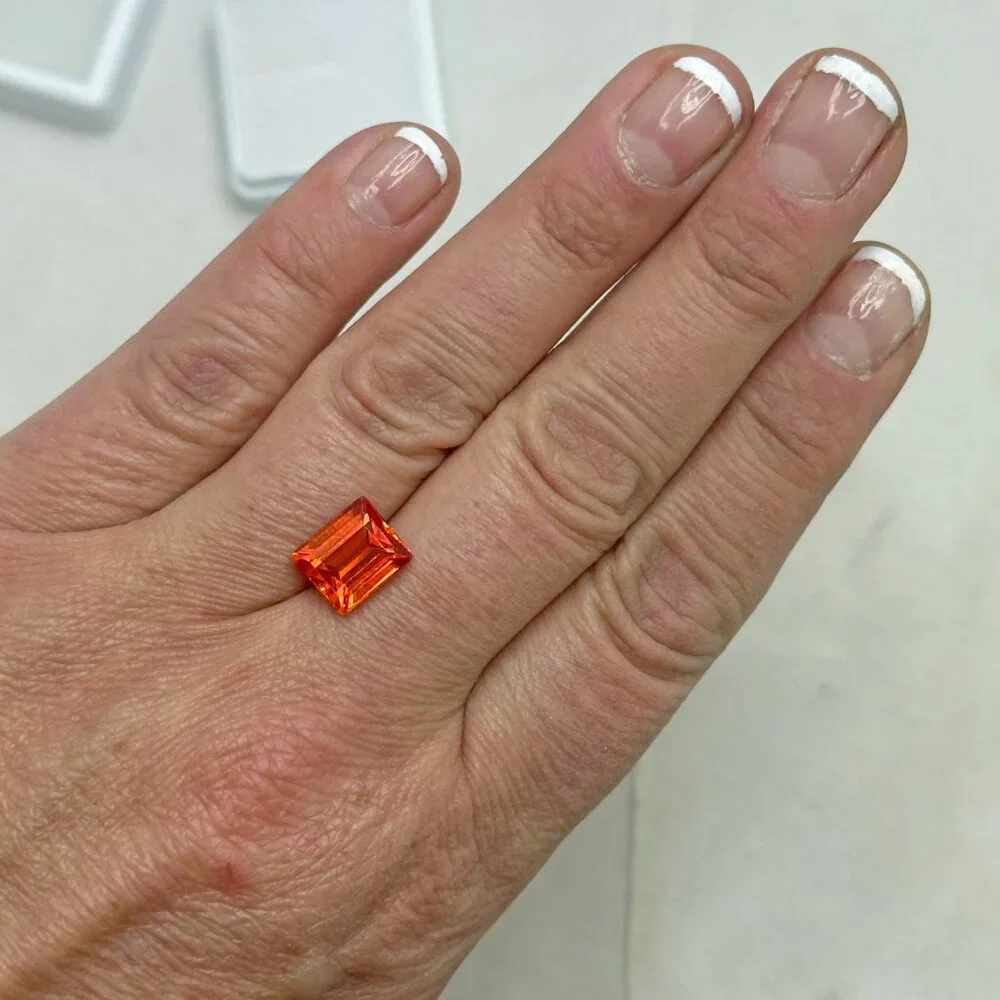 Orange Sapphire - Picture 6 of 14